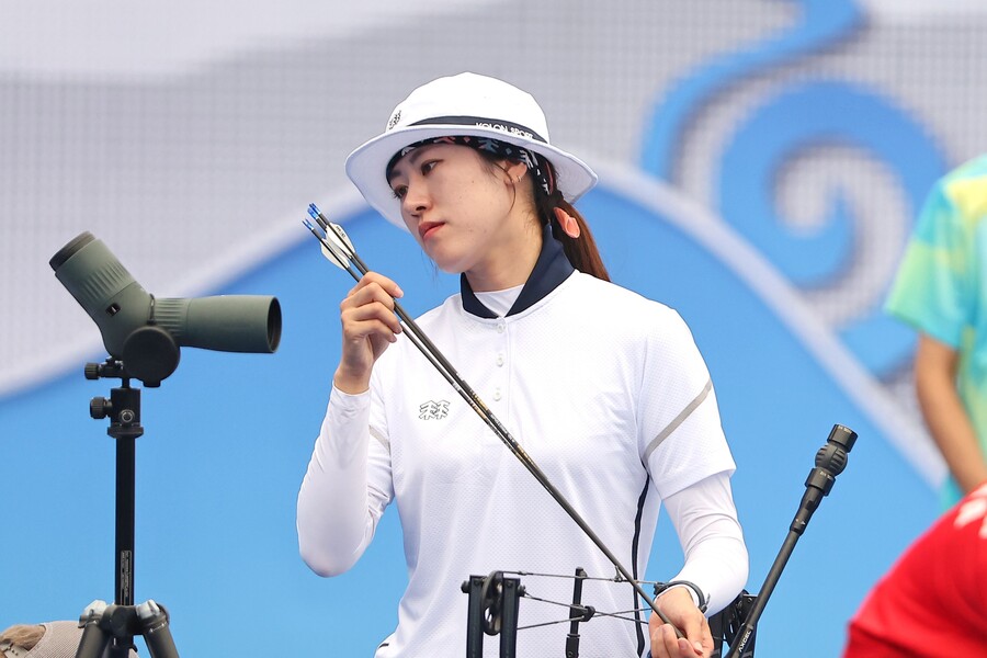 [항저우 NOW] '양궁 강국' 인도에 막혔다! 주재훈-소채원 혼성 은메달