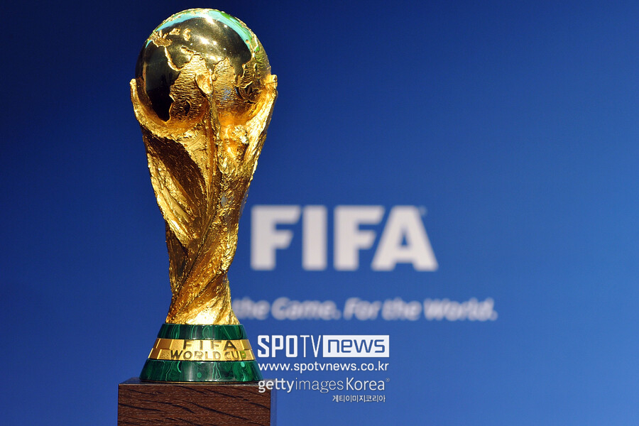 [오피셜] FIFA, 2030 월드컵 개최지 확정…역사상 첫 3대륙 '유럽+아프리카+남미'