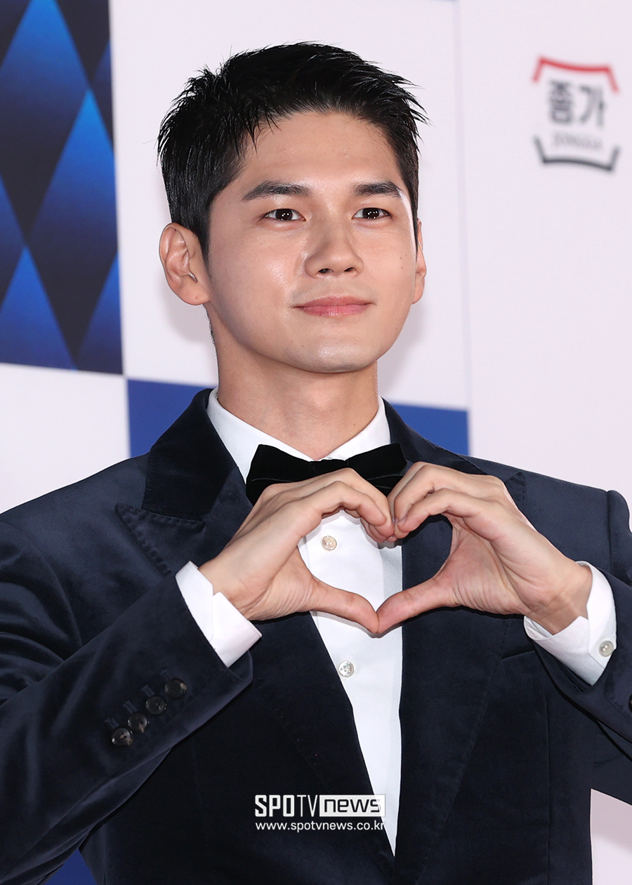 '軍 복무' 옹성우, 영상으로 '힘쎈여자 강남순' 응원 "즐겁게 촬영한 작품"