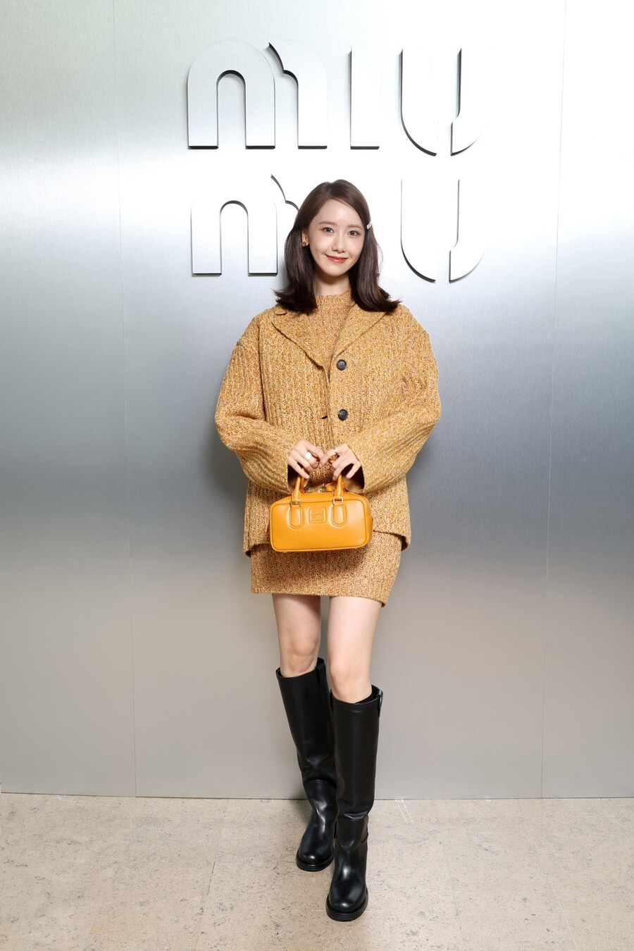 윤아, '싱가포르→파리' 글로벌 패션계 압도하는 완벽 비주얼