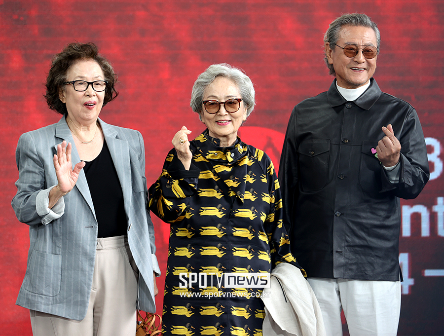 ▲ 나문희 김영옥 박근형 ⓒ곽혜미 기자