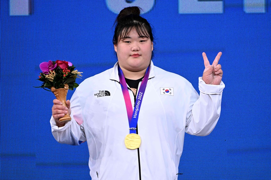 [항저우 NOW] '294kg 번쩍' 박혜정, 불과 20일 전 '세계선수권 3관왕' 때보다 더 들었다