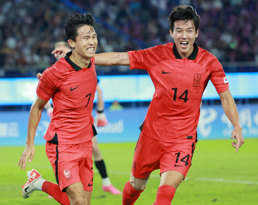 ▲ 대회 8골을 터트린 정우영은 한국의 사상 최초 AG 남자 축구 3연패에 혁혁한 공을 세웠다. ⓒ연합뉴스