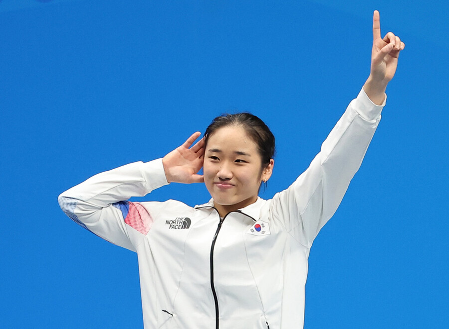 ▲ 2022 항저우 아시안게임 배드민턴 여자 단식에서 금메달을 딴 뒤 기뻐하는 안세영 ⓒ연합뉴스
