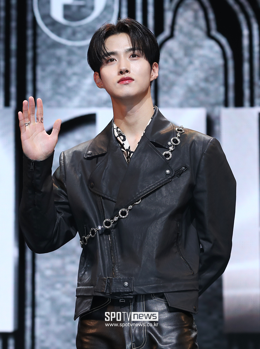 여원 "큐브와 결별, 새 도전 필요했다…지금처럼 앞으로도 펜타곤"[전문]