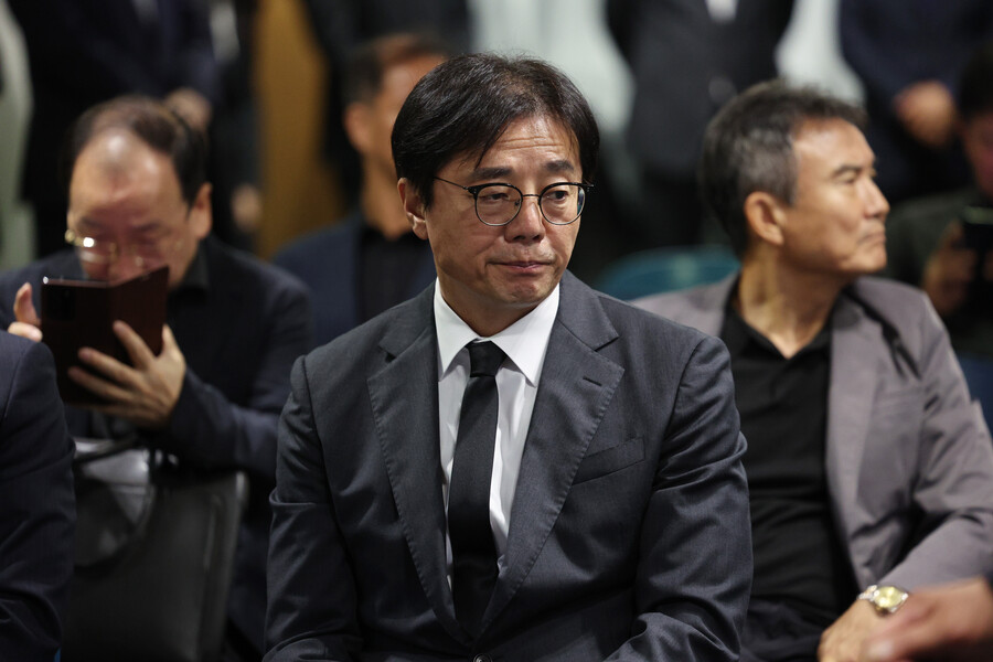 ▲ 정몽규 대한축구협회장, 황선홍 감독 등 축구계 인사들이 영결식에 참석했다. ⓒ연합뉴스
