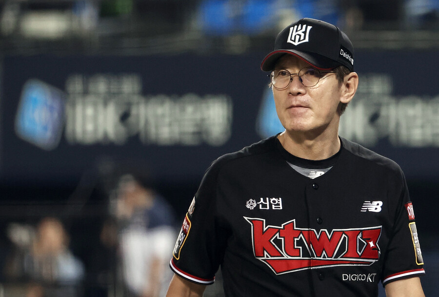 "지속 가능한 강팀 만들 검증된 지도자"…이강철 감독과 kt 황금시대 열릴까