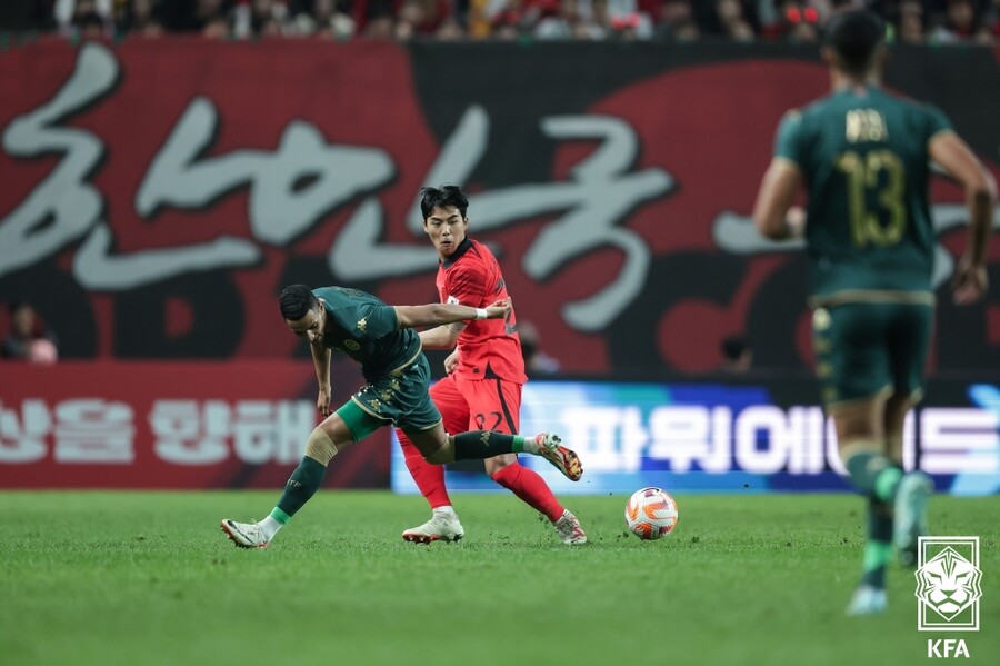 ▲ 튀니지전 선발 출전한 설영우. ⓒ대한축구협회