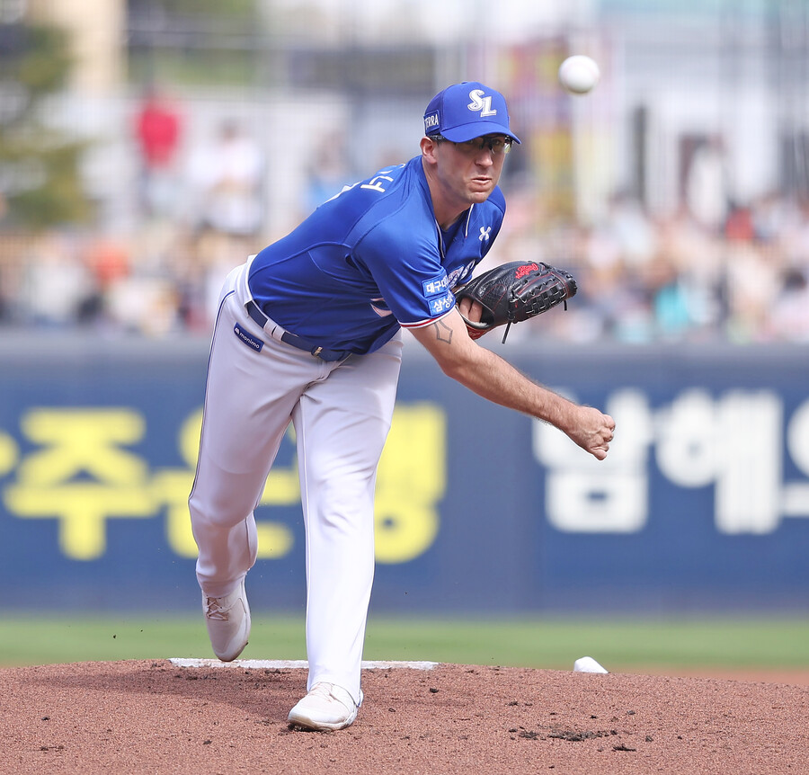“창원 팬들에게 좋은 모습 보여봐라” 와이드너, NC전에도 불펜 대기한다 [SPO 창원]