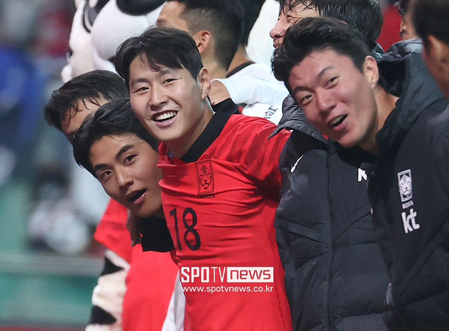 6만 명 열광하게 만든 '멀티 골' 이강인, "동료들과 팬들에게 감사"...17일 베트남전 이후 PSG 합류