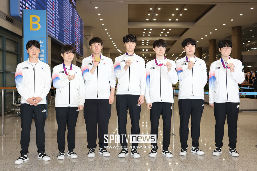 롤드컵 나서는 대한민국 LOL 국대, 금메달 효과 볼까