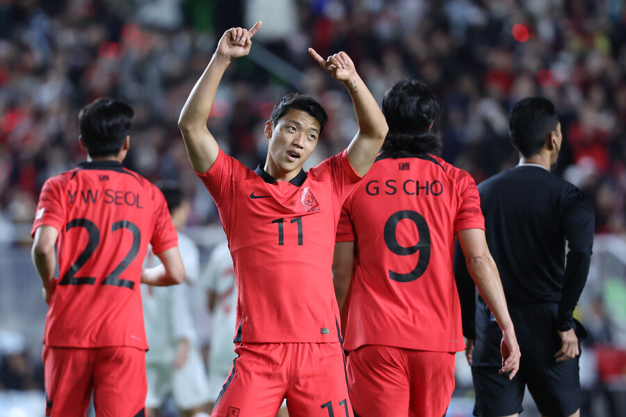 [전반 REVIEW] '괴물' 김민재 → '코리안가이' 황희찬 연속골!! 한국, 베트남에 2-0 앞선채 종료