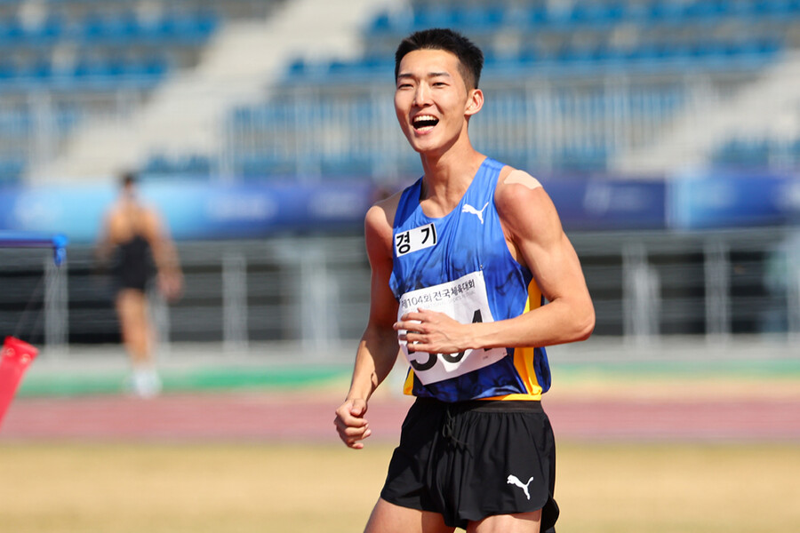 우상혁, 전국체전 높이뛰기 8번째 우승…한국 신기록 도전했지만 실패