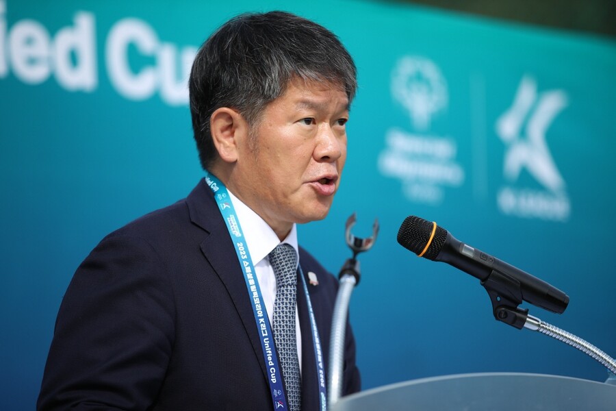 ▲ '2023 스페셜올림픽코리아 K리그 통합축구 유니파이드컵'을 성료한 이용훈 스페셜올림픽코리아(SOK) 회장은 "통합스포츠에 대한 사회적 투자는 발달장애인만을 위한 것이 아닌 사회 전체를 위한 투자"라며 관심을 당부했다. ⓒ한국프로축구연맹