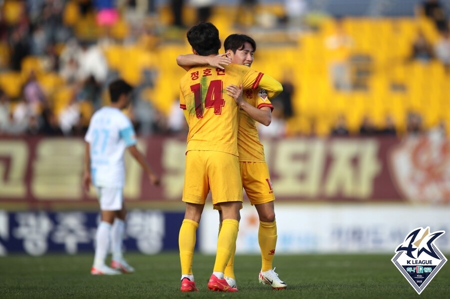 ▲ 광주FC가 이건희의 결승골로 울산 현대를 1-0으로 잡았다. ⓒ한국프로축구연맹