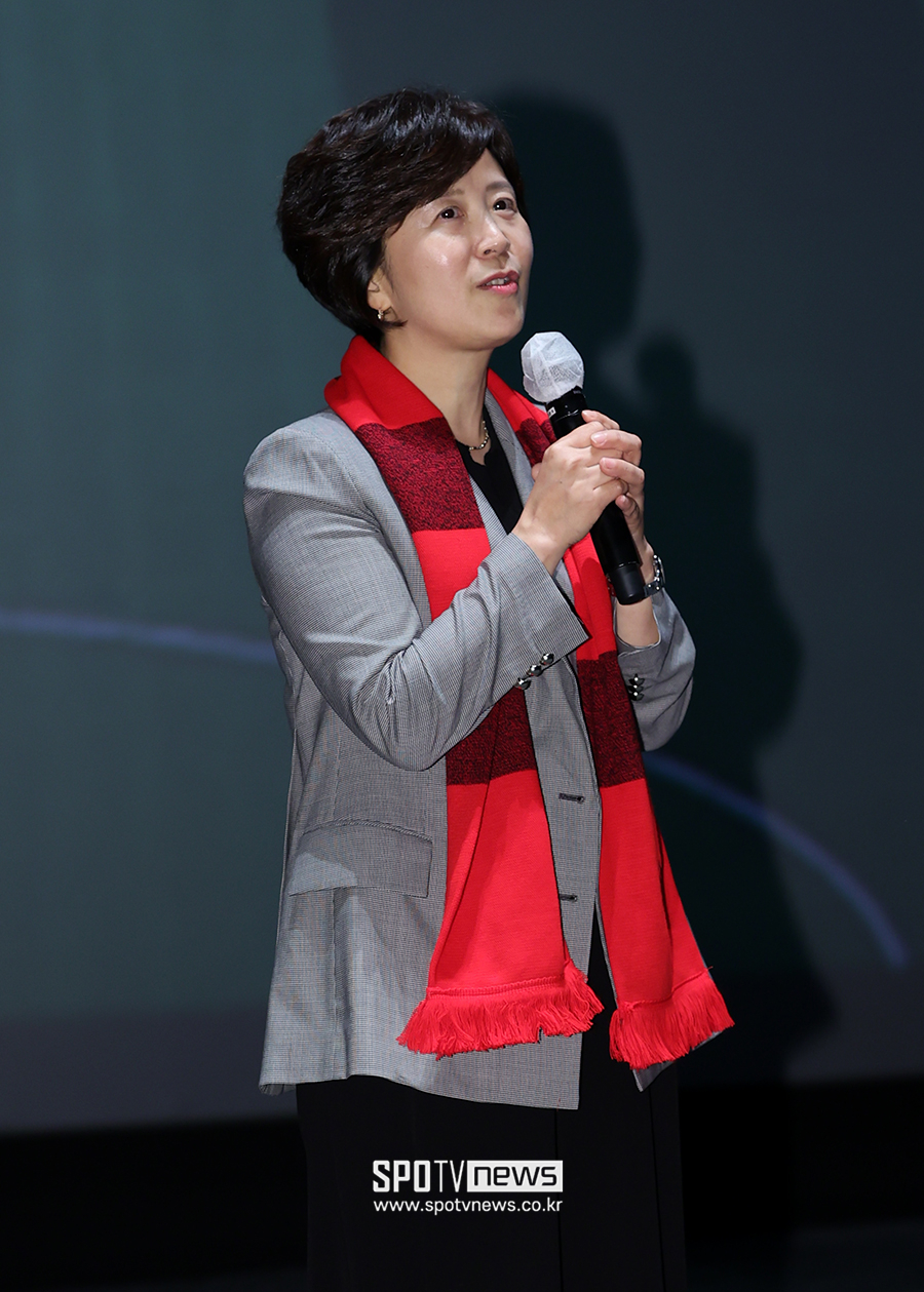 [포토S] 환영사 하는 SC제일은행 이용주 상무