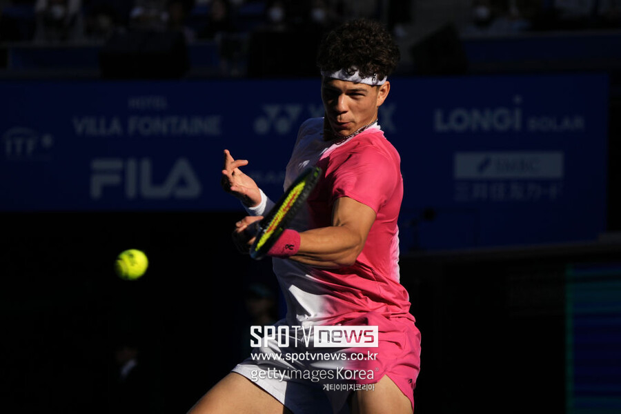 [ATP] '美 테니스 신성' 셸턴, 생애 첫 ATP 투어 우승…일본오픈 정상