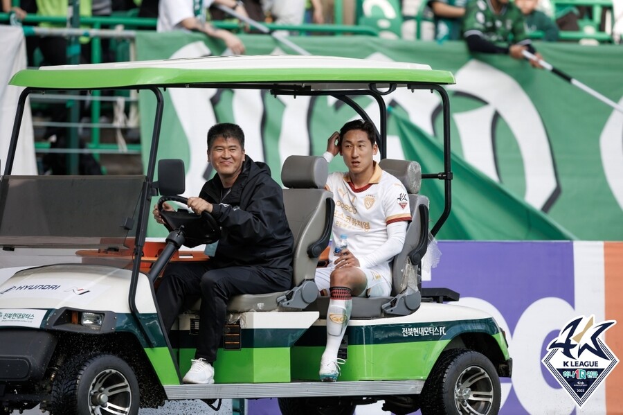 ▲ 전북 현대와 포항 스틸러스와 1-1로 비겼다. ⓒ한국프로축구연맹