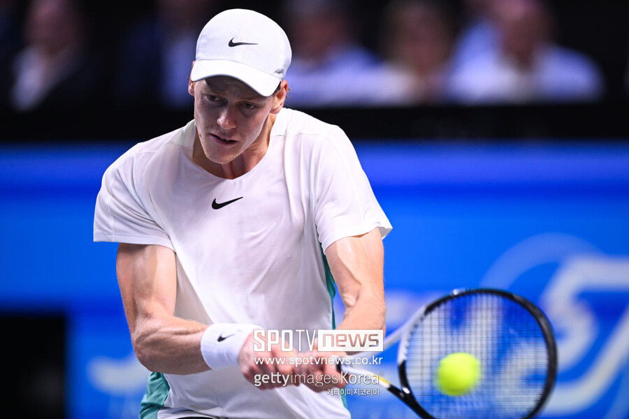 ▲  2023 ATP 투어 비엔나오픈 단식 결승전에서 경기를 펼치고 있는 야닉 시너