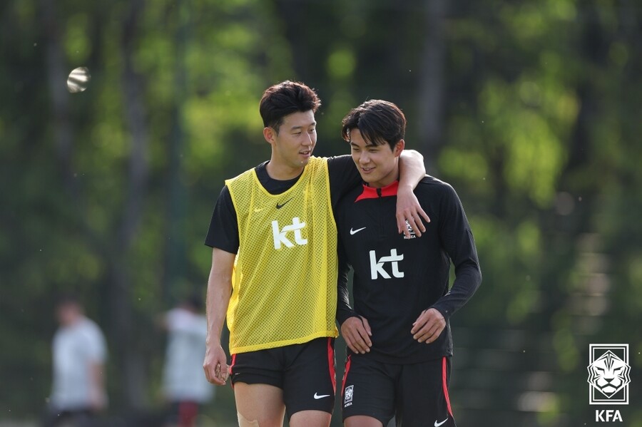 ▲ 손흥민과 설영우 ⓒ대한축구협회