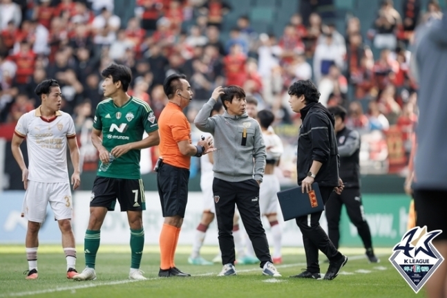 ▲ 몰수패 논란이 나온 전북 현대-포항 스틸러스전. ⓒ한국프로축구연맹