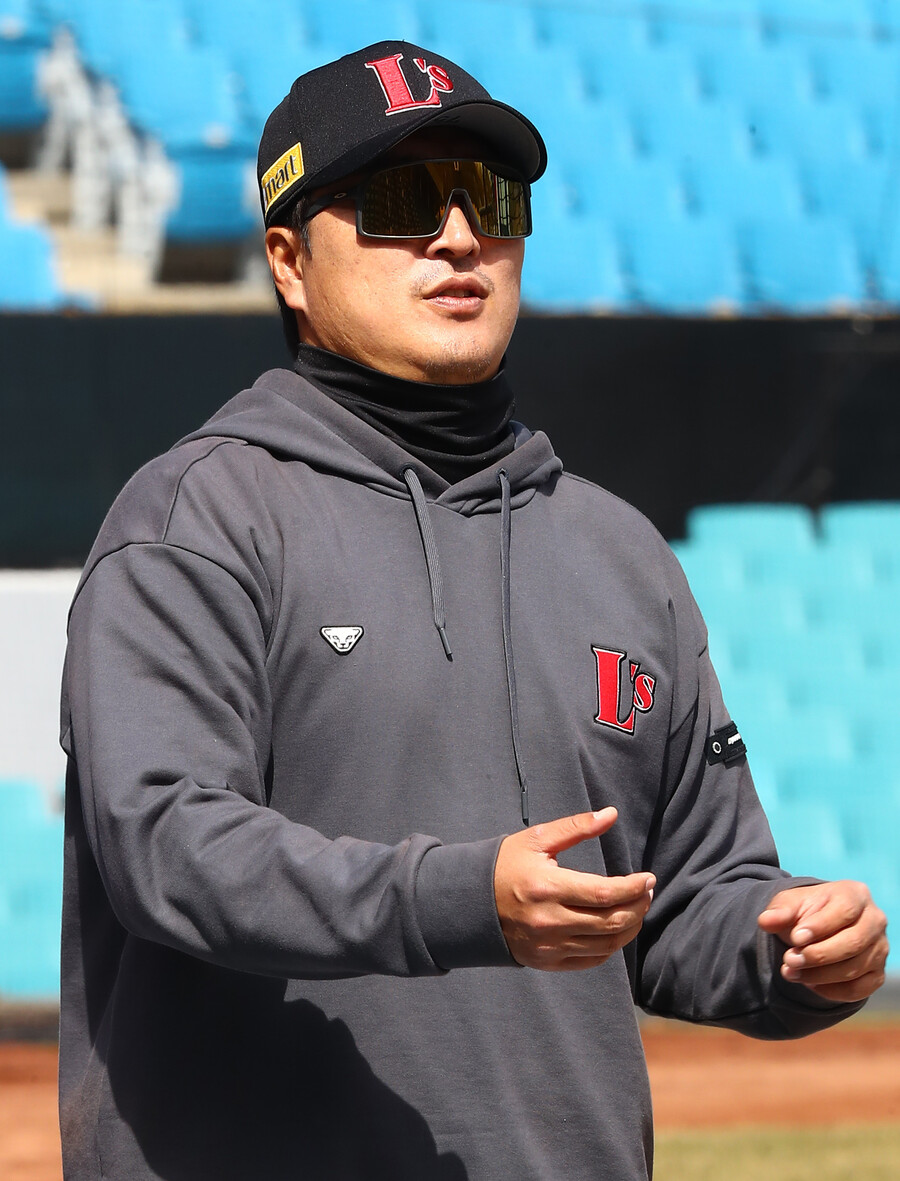 [공식발표] 김원형 경질한 SSG, 코치진도 대거 정리… 가고시마 유망주 캠프 예정대로 진행