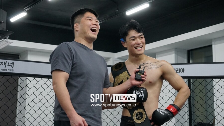 아마추어 격투기 단체에도 챔피언이 있다…황준호 KMMA 초대 라이트급 챔피언 