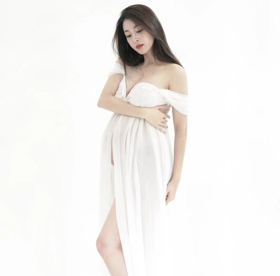 ▲ 강소라 만삭화보 비하인드. 출처| 강소라 SNS