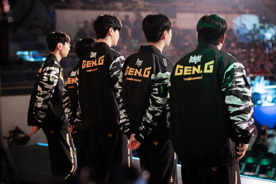 LCK 1번 시드 젠지, 천적 BLG에 2:3 패배... 롤드컵 4강 좌절