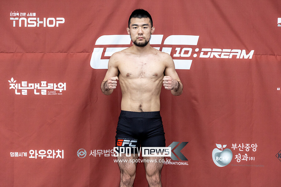 [포토S] GFC 10 출전하는 백현의 위풍당당 포즈