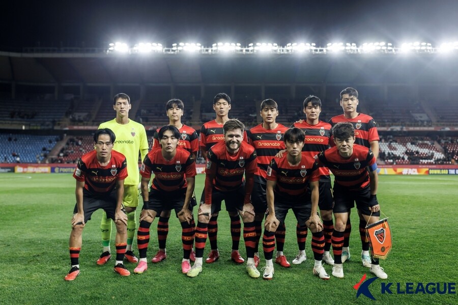 ▲ 포항 스틸러스 김기동 감독은 우라와 레즈전에서 어린 선수들에게 기회를 줬다. ⓒ한국프로축구연맹