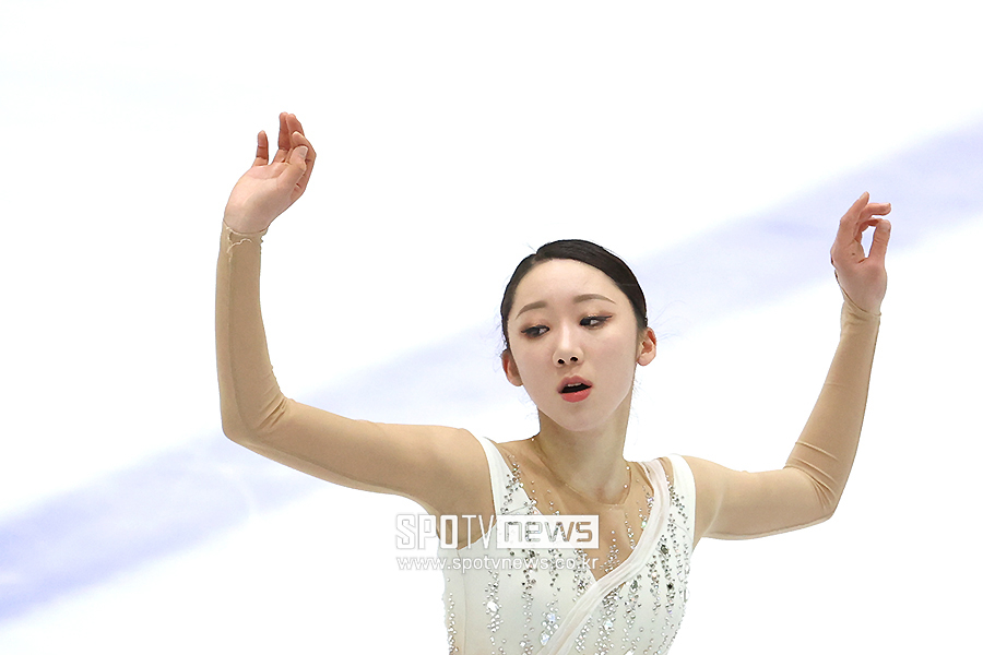 [피겨 GP] '아쉬운 점프 실수' 김예림, 그랑프리 4차 쇼트 8위 부진