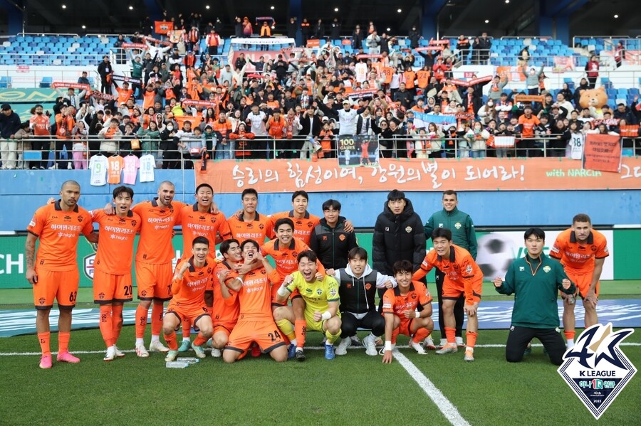 ▲ 대전전에 승리를 거둔 강원  ⓒ한국프로축구연맹