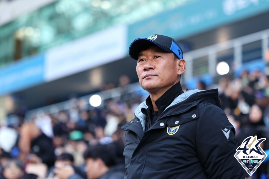 ▲ 인천 유나이티드 조성환 감독. ⓒ한국프로축구연맹