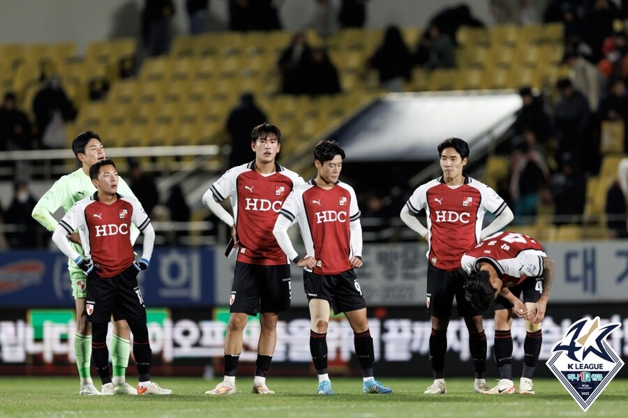 ▲ 전남이 우승을 노린 부산에 고춧가루를 뿌렸다 ⓒ 한국프로축구연맹