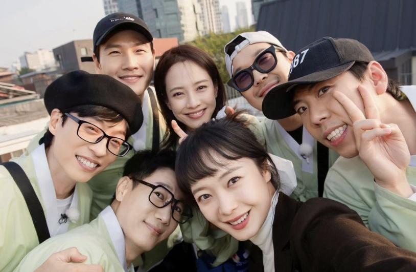 ▲ 전소민과 '런닝맨' 멤버들. 출처| '런닝맨' 공식 인스타그램