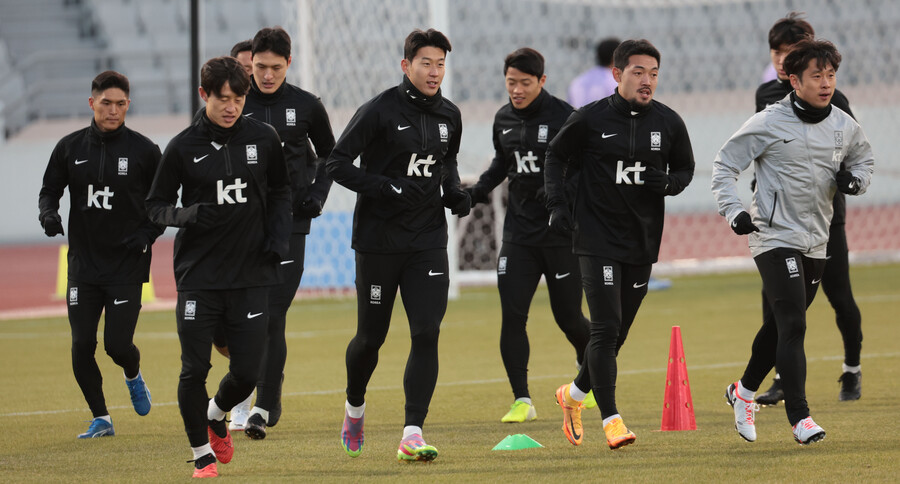 ▲ 축구대표팀이 13일 목동종합운동장에서 훈련에 나섰다. ⓒ연합뉴스