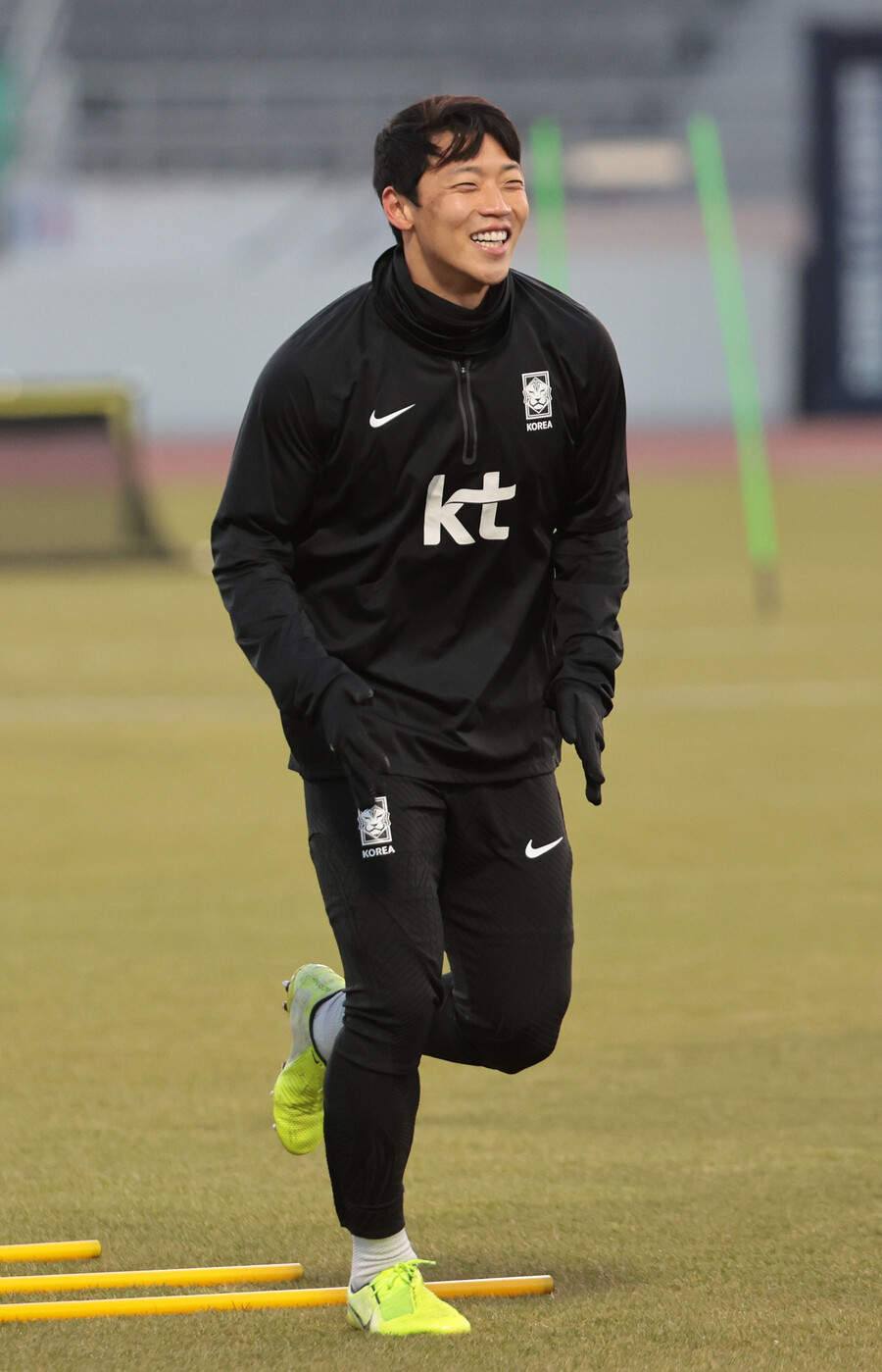 ▲ 손흥민, 황희찬 등 축구대표팀이 13일 목동종합운동장에 모여 훈련했다. ⓒ연합뉴스