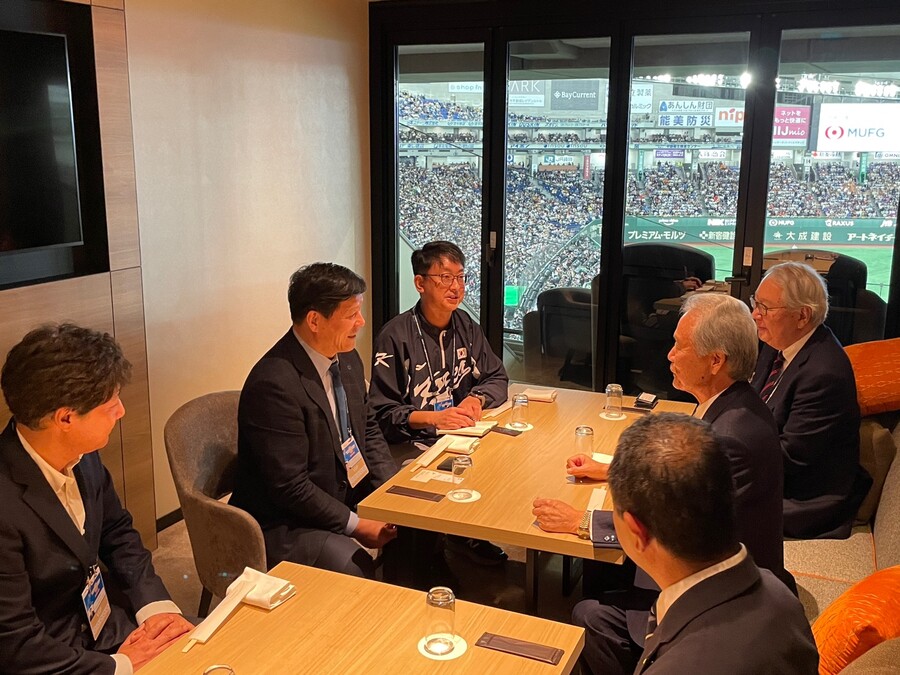 ▲ KBO 허구연 총재와 NPB 사카키바라 사다유키 커미셔너가 간담회를 가졌다. ⓒ KBO