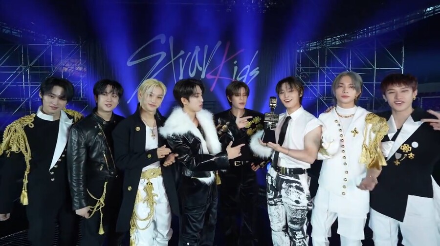 스트레이 키즈, 美 빌보드 '핫 100' 첫 진입…BTS 이어 역대 두번째