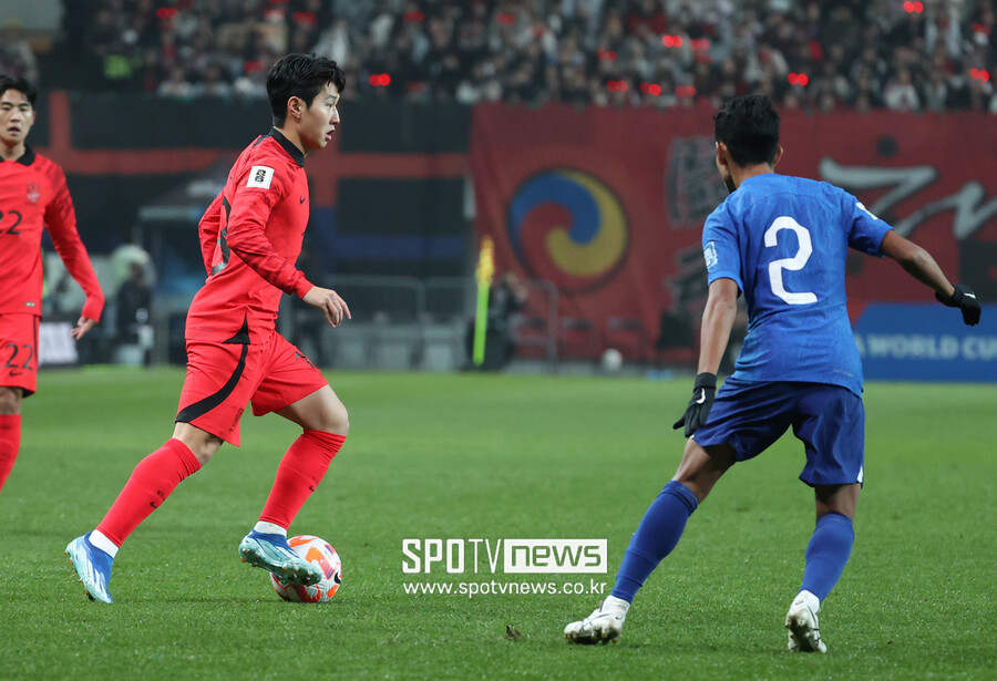 ▲ 이강인이 서울상암월드컵경기장에서 열린 '2026 국제축구연맹(FIFA) 북중미 월드컵' 아시아지역 2차 예선 싱가포르전에 출전했다 ⓒ곽혜미 기자