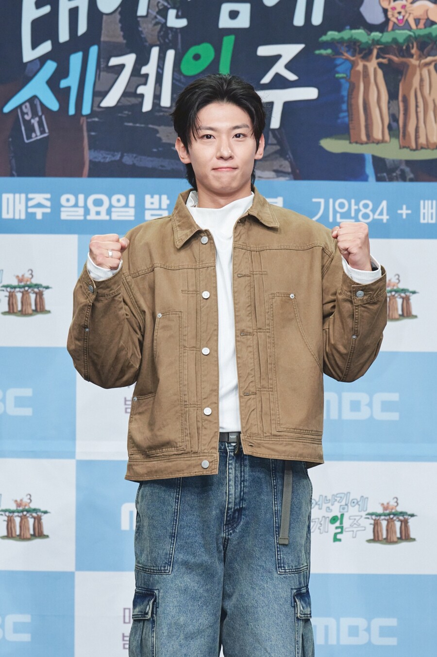 덱스, 日 애니 추천 논란에 "관점 차이…중심 지킬 것"