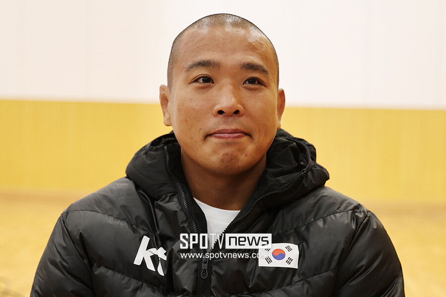 'UFC 5연승 도전' 박준용 "어깨 힘을 빼야죠"…코리안 탑 팀(KTT) 20년 성장 비결 '지름길은 없다'