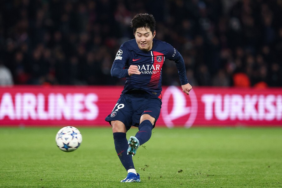▲ 이강인이 이번 주중 유럽축구연맹(UEFA) 챔피언스리그 뉴캐슬 유나이티드전에서 커리어 두 번째 '챔스 선발' 출전을 해냈다 ⓒ연합뉴스/AFP