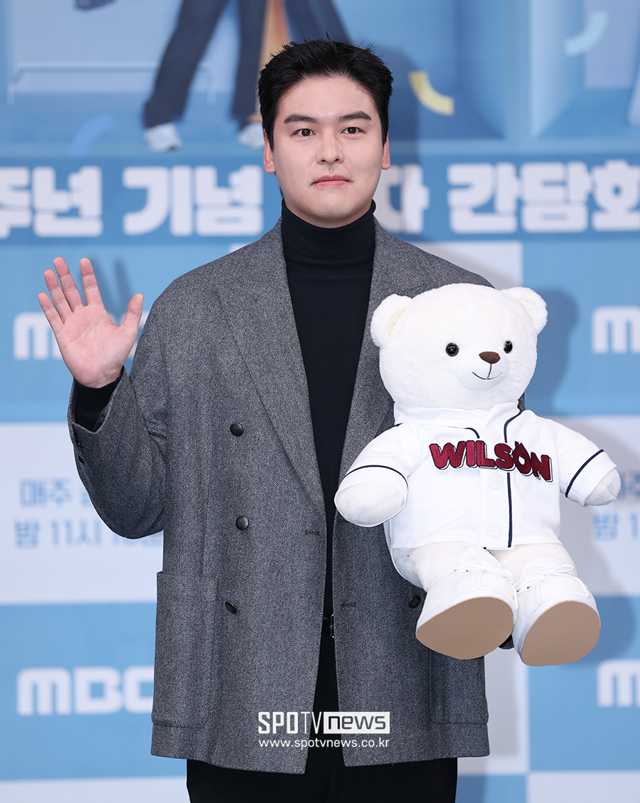 "'나혼산' 놓을 깡 없는데"…이장우, 팜유냐 결혼이냐 '인기 딜레마'[초점S]