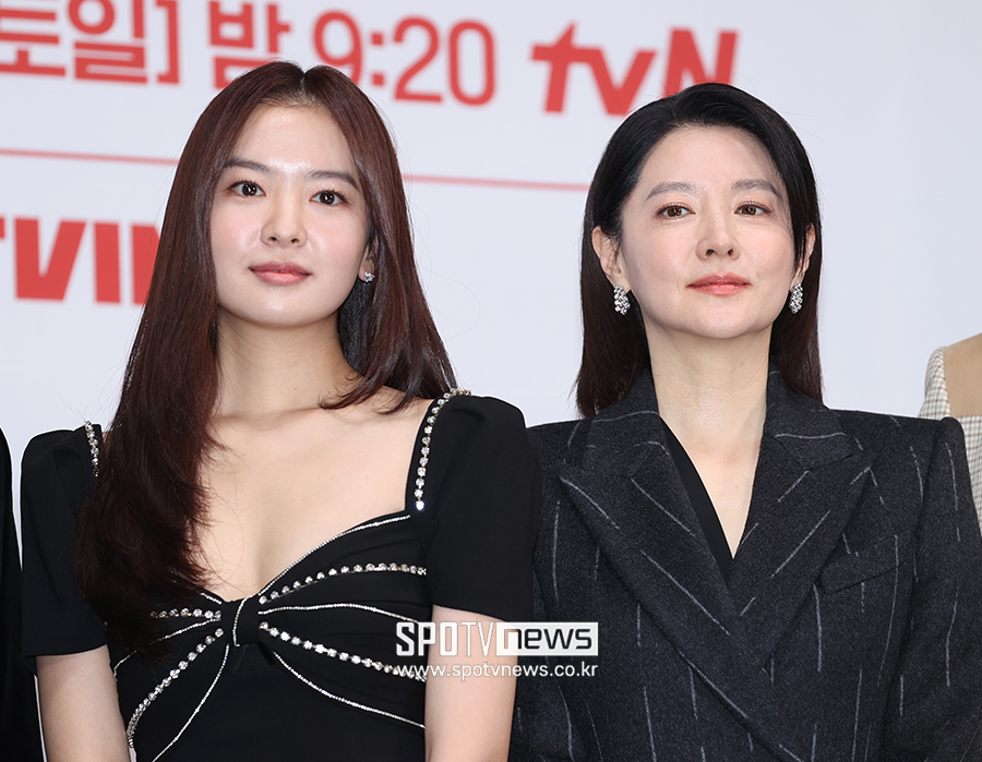 ▲ 황보름별 이영애 ⓒ곽혜미 기자