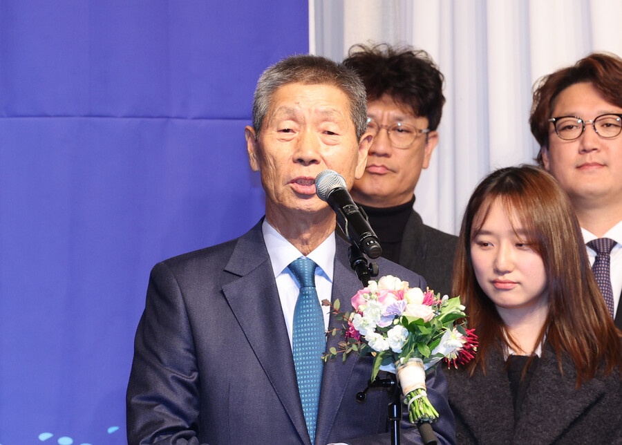 ▲ JTBC 예능프로그램 '최강야구'가 일구대상을 수상했다. 소감을 밝히는 김성근 감독 ⓒ연합뉴스