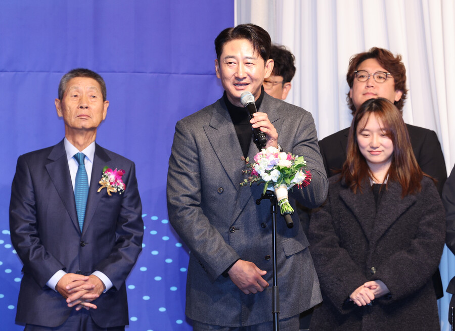 ▲ 최강 몬스터즈의 주장 박용택이 수상 소감을 밝히고 있다. ⓒ연합뉴스