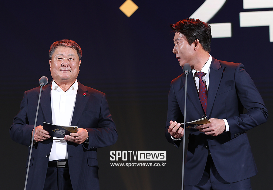 ▲ 김성한 고영민 코치 ⓒ곽혜미 기자