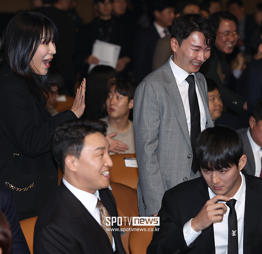 ▲ 손아섭 롯데 박준혁 단장 ⓒ곽혜미 기자
